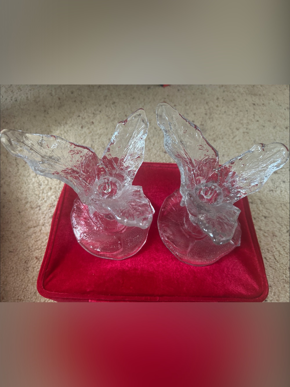 Everglades Glass satin leaf design
